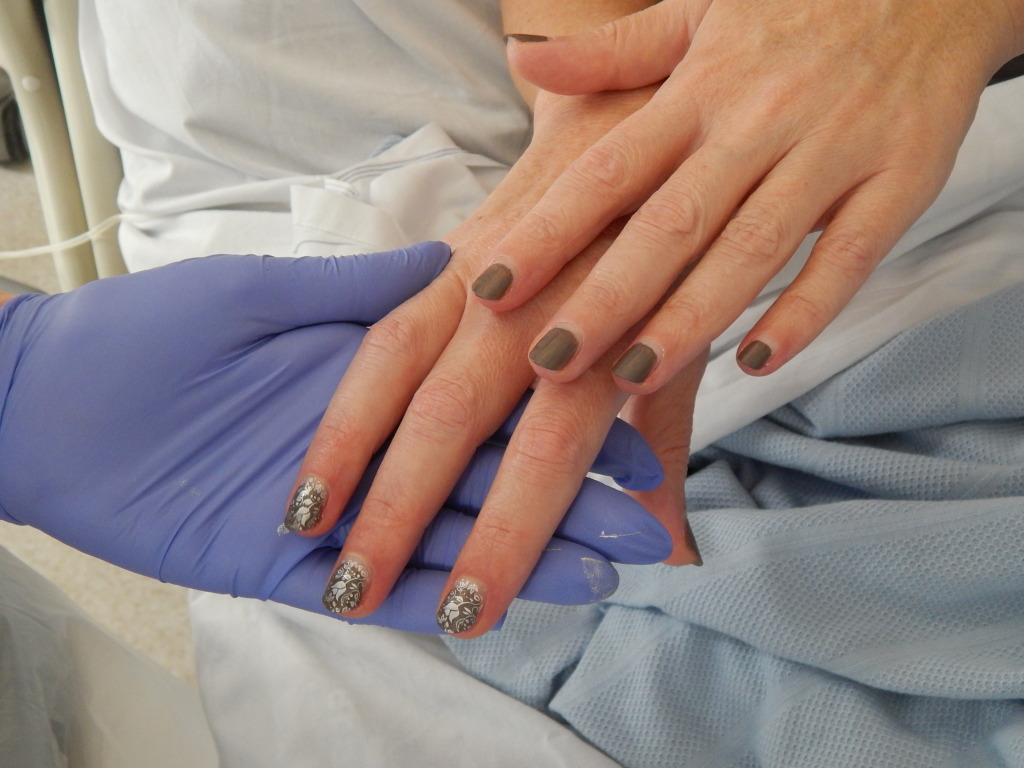 Charity Gives Hospital Patients Weekly Pampering Sessions