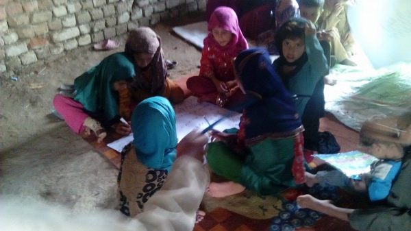 Pakistani Student Creates The Tent School System of Education Through Innovative Technologies