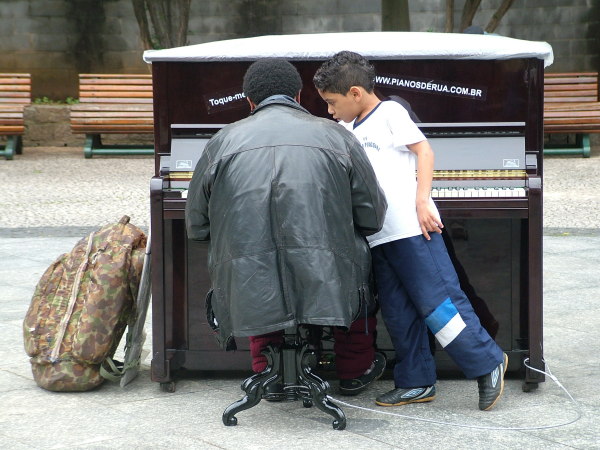 Street Pianos Reach Diverse Audience Who Don’t Ordinarily Have Access to Art