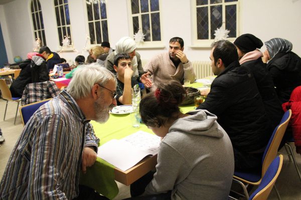 Refugees and Locals in Berlin Good Neighbours Thanks to Begegnungscafé