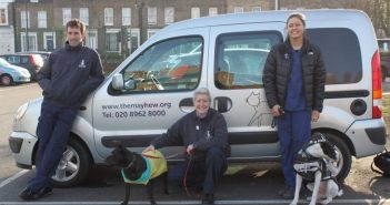 Homeless Peoples' Dogs Helped During the Christmas Period
