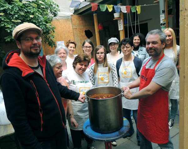 Determined Volunteers Come Together Regularly to Cook For Homeless People in Hungary