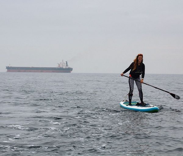 How Paddling 107 Miles Down the Hudson Helps Lizzie Carr Clean the Oceans