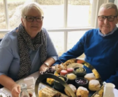 Woman returns to hospice that cared for her late husband to volunteer on Christmas Day